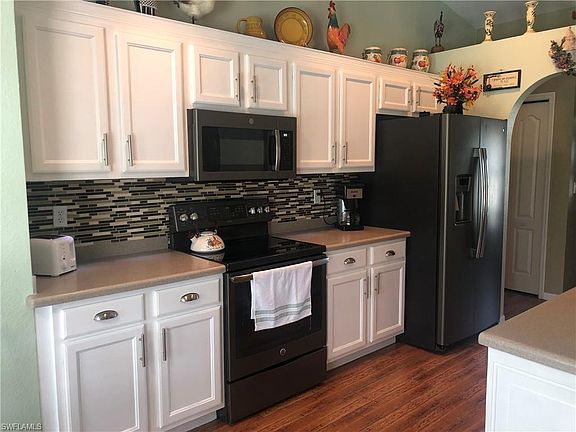 4th image of 129 Ocean Park Dr