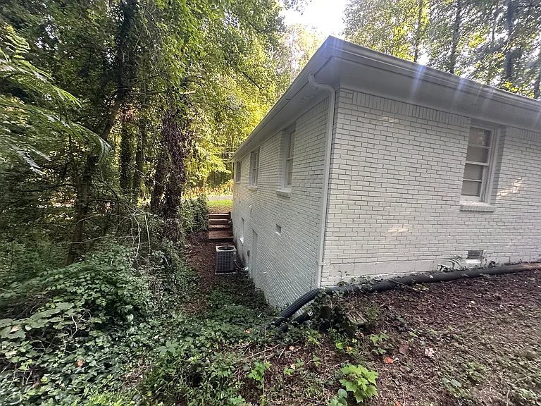 400 Greenhill Way — Photo 6