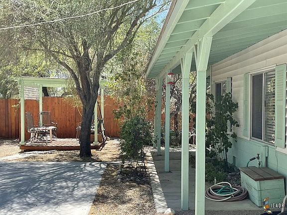 2nd image of 1185 Sierra Vista Ave