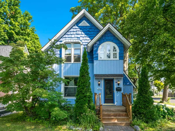 502 W 8th St, Traverse City, MI 49684