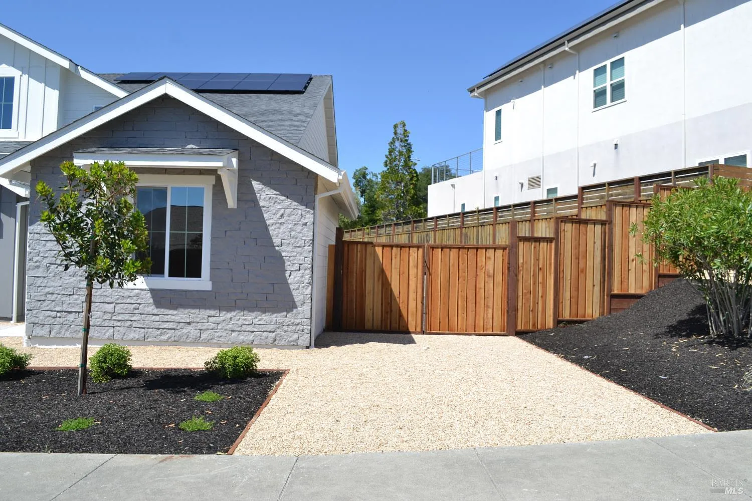 1973 Gardenview Circle - Photo 4