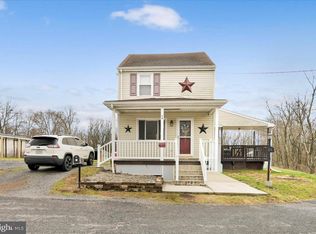24 School Row St, Branchdale, PA 17901