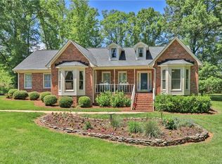 526 Cotton Field Cir, Waxhaw, NC 28173