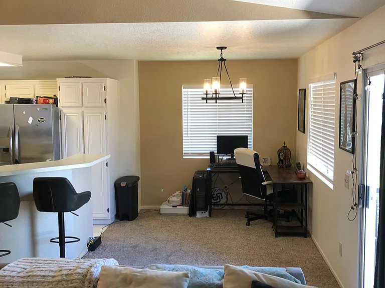 2548 Avenida Del Vis #201 — Photo 11