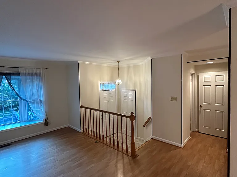 9685 Woodhenge Ct — Photo 21