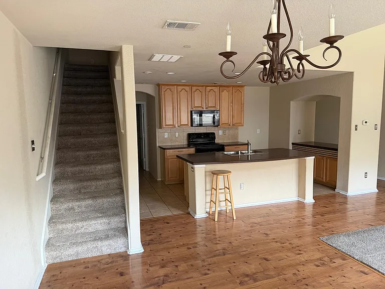 1139 Landon Ln — Photo 48