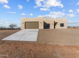 15429 N Twin Lakes Dr, Tucson, AZ 85739