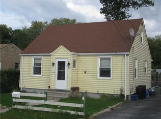 80 Arcadia Ave, Cranston, RI 02910