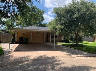 6438 French Chateau Dr, Houston, TX 77088
