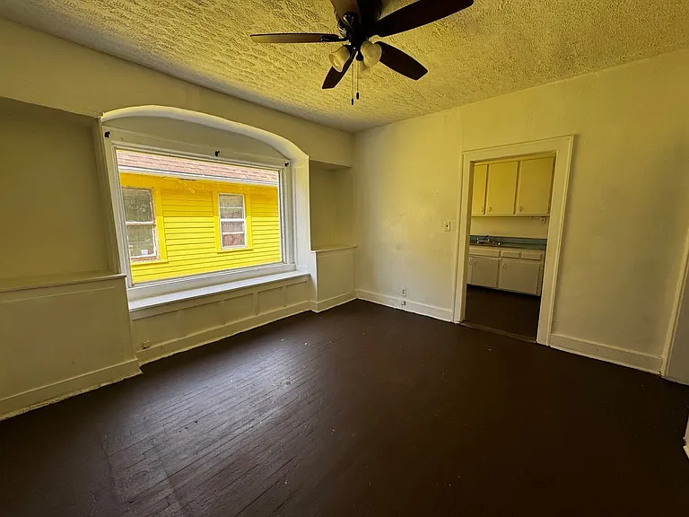 12633 Edmonton Ave, Cleveland, OH — Photo 8
