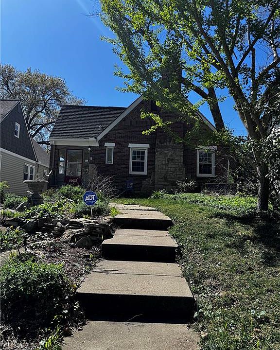 1st image of 6522 Charlotte St
