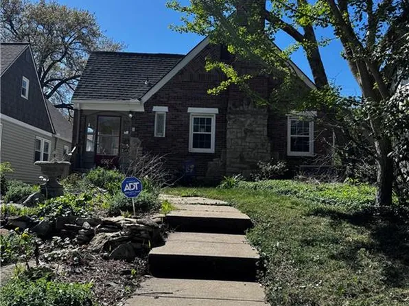 6522 Charlotte St, Kansas City, MO 64131