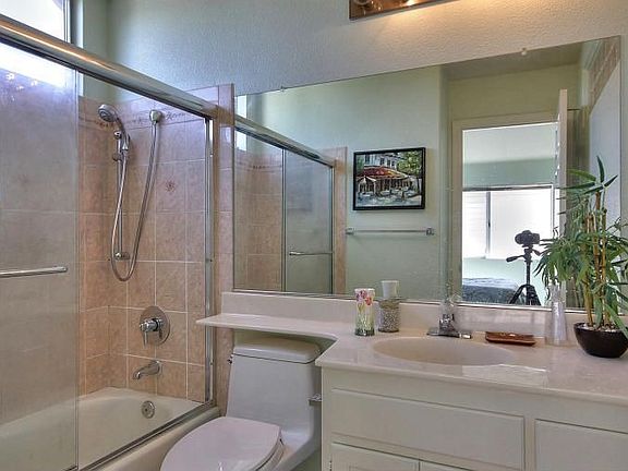 3rd image of 6471 Buena Vista Dr
