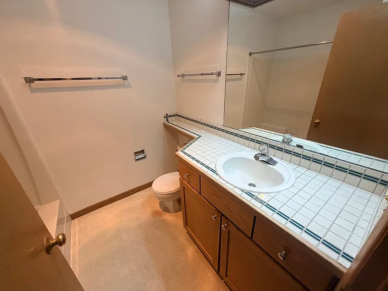 4980 S Landing Dr #204 — Photo 13