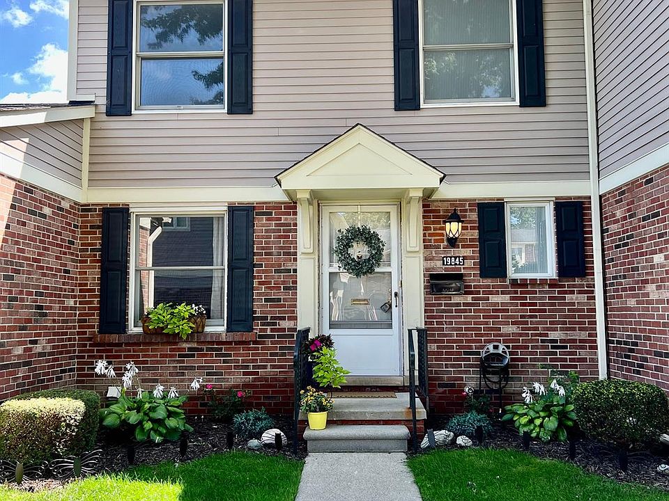 1st image of 19845 S Great Oaks Cir
