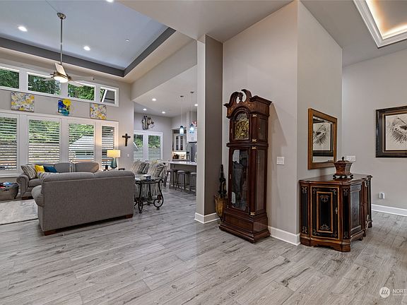 5th image of 6116 78th Avenue NW