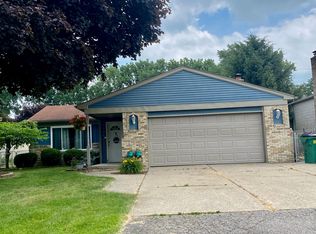 39460 Camp St, Harrison Township, MI