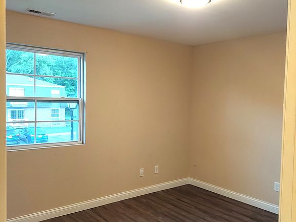 2nd image of 52 Westwood Dr #13