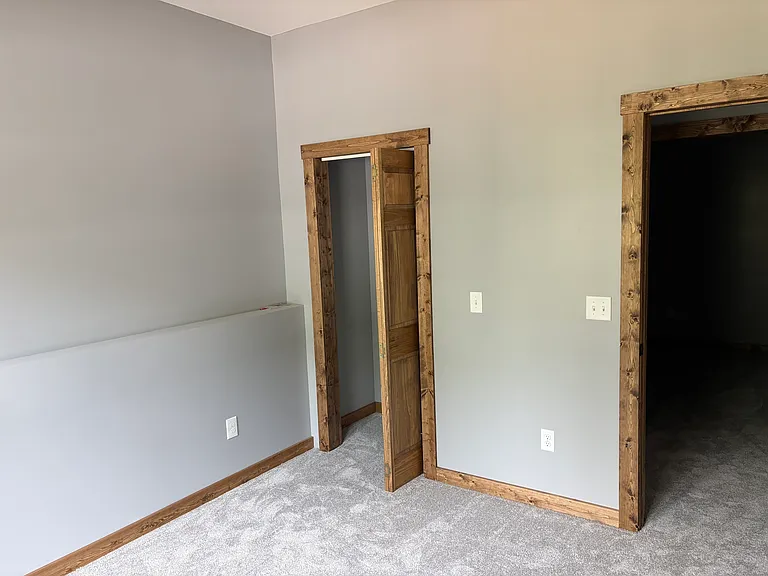 46 Toms Park Cir — Photo 9
