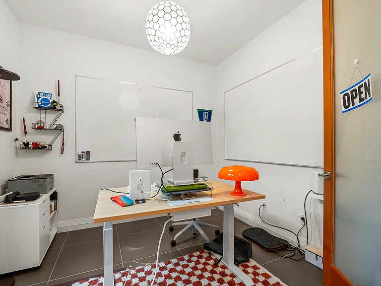Third bedroom/nursery/home office