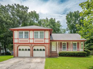 2425 Vistavia Rd, North Charleston, SC 29406