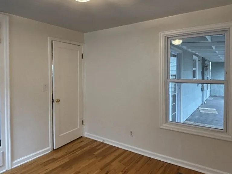 2040 17th St NE — Photo 9