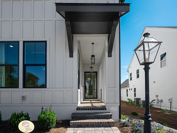 Laguna Sur Modern Farmhouse