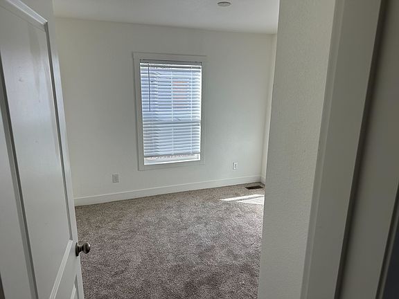 5th image of 2060 N Ctr Lot 492