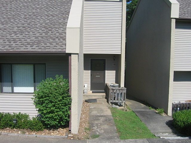1st image of 104 Chelsea Dr APT 10