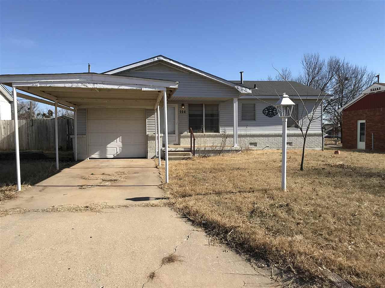 104 K St, Elgin, OK 73538 | Zillow