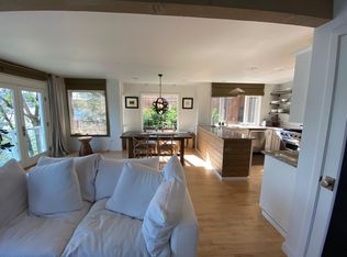 3151 E Lake Sammamish Shore Ln SE, Sammamish, WA 98075