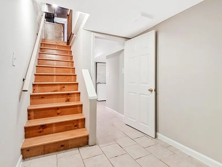 1358 Parkwood Pl NW — Photo 44