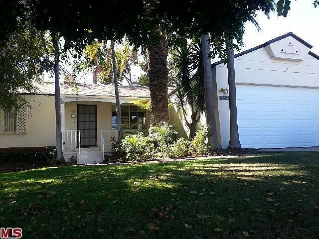1st image of 8719 Yorktown Ave #2