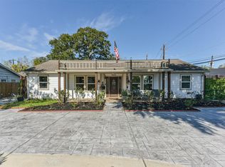 5002 Beechnut St, Houston, TX 77096