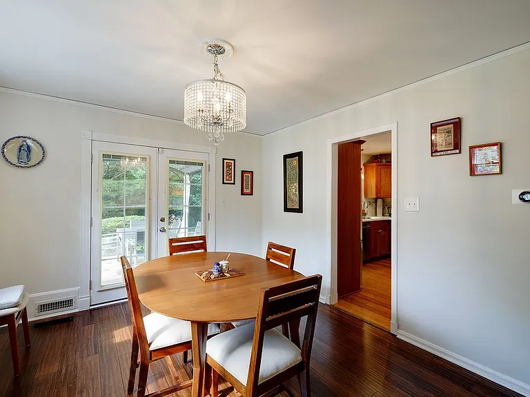 9420 Holland Ave — Photo 10