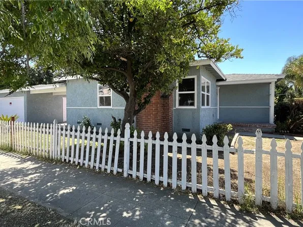 8926 Colbath Ave, Panorama City, CA 91402