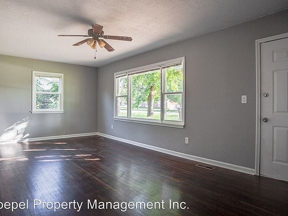 5th image of 2522 N River Blvd