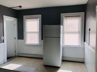 1344 Plainfield St APT 3, Cranston, RI 02920