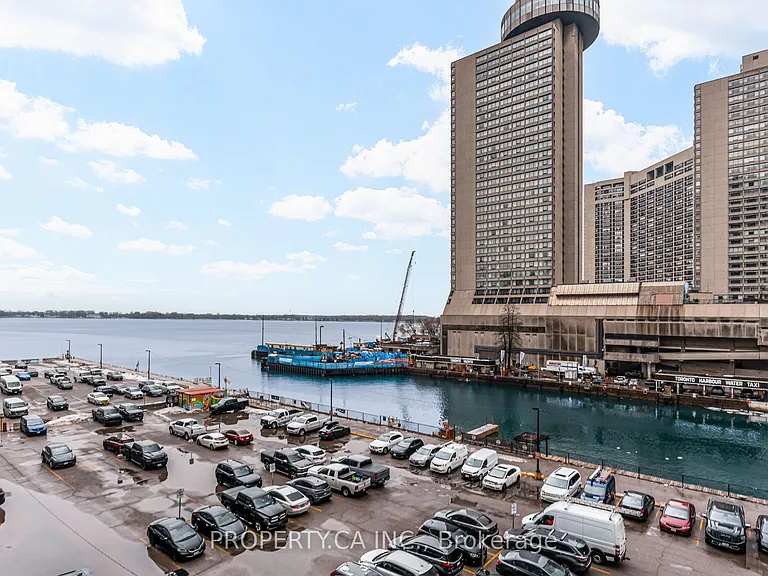 15 Queens Quay E #419 — Photo 10
