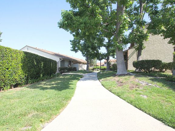 3rd image of 1387 Ramona Dr