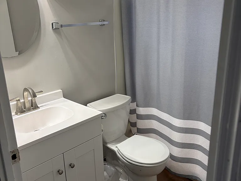 123 Danube Dr — Photo 8
