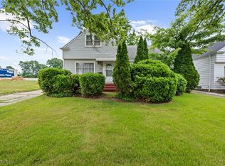 4094 Lowden Rd, South Euclid, OH 44121