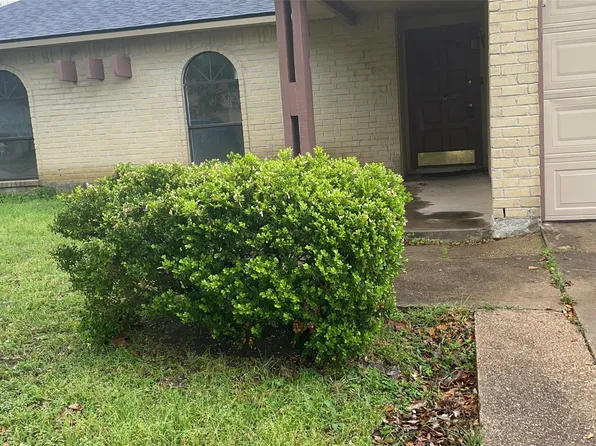 17615 Red Wolf Ct, Houston, TX 77084