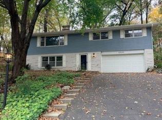 6640 Manchester Ln, Eden Prairie, MN 55346