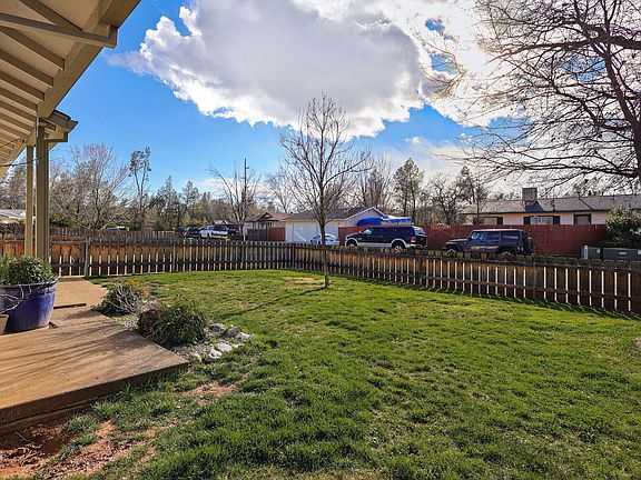 3rd image of 2537 D Alene Ave