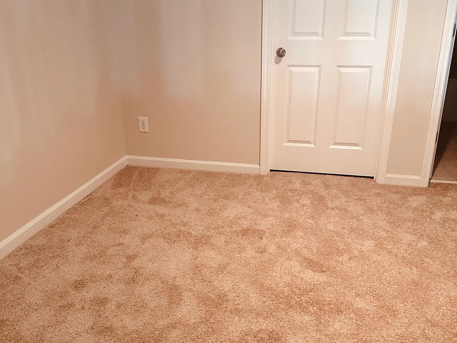 3 bed, 2.5 bath, 1972 sqft, $2,150 — Photo 4