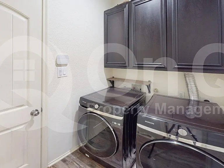 501 Lipizzan Ln — Photo 29