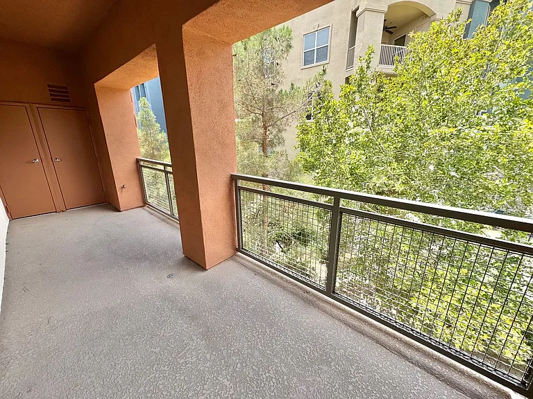 59 E Agate Ave #403 — Photo 21