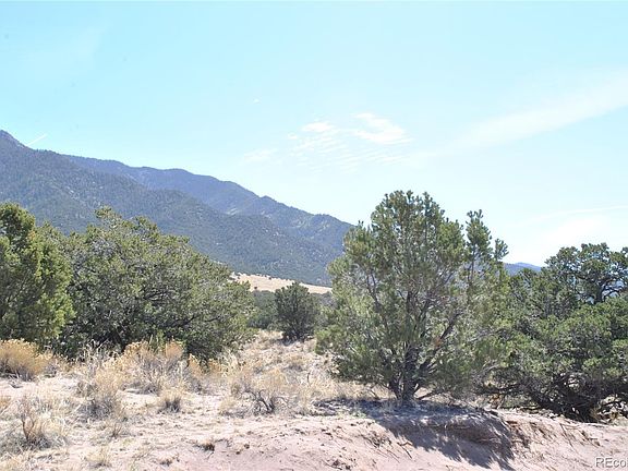 2nd image of 4508 Ridgecrest Way