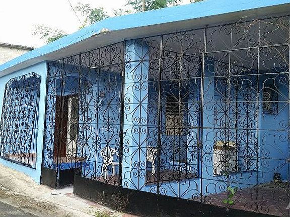DOMUS Bienes Raíces 787-532-2000 / Bo. Las Cuevas, Trujillo Alto